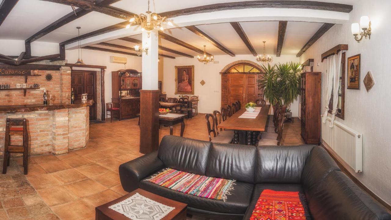 Karanac Tri Mudraca Inn المظهر الخارجي الصورة